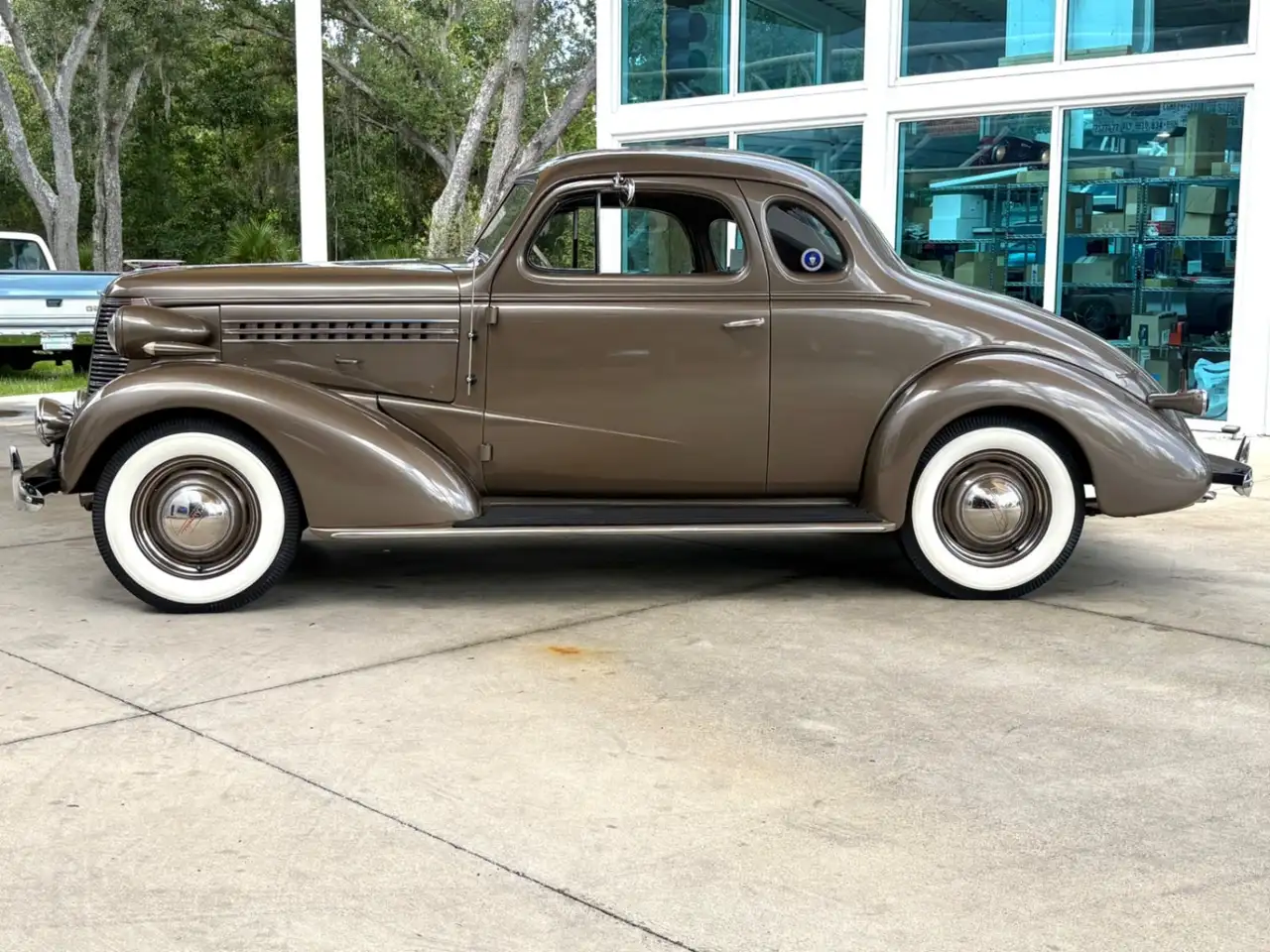 Chevrolet Business Coupe, foto 10