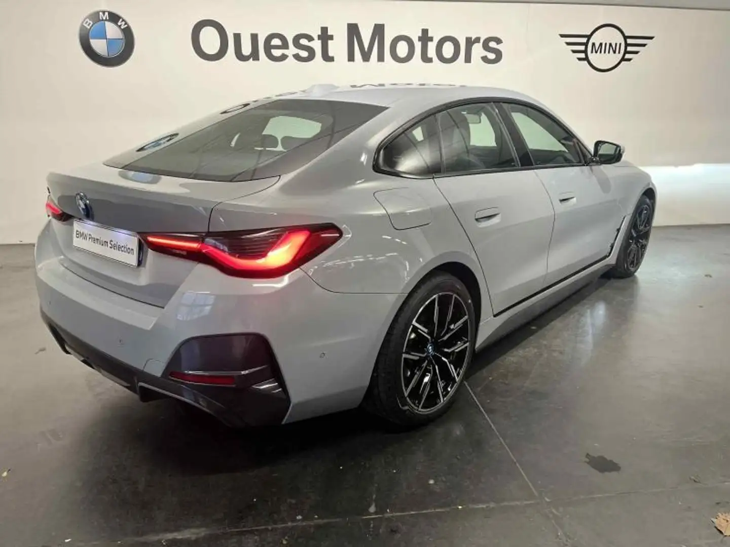 BMW i4 eDrive40 340ch M Sport Gris - 2