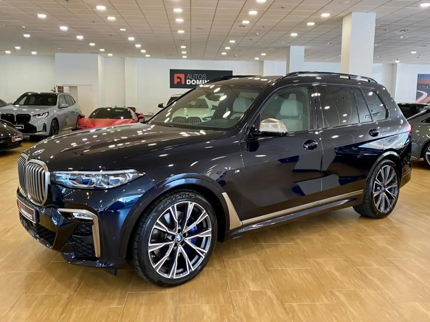BMW X7 M50iA Albastru - 1
