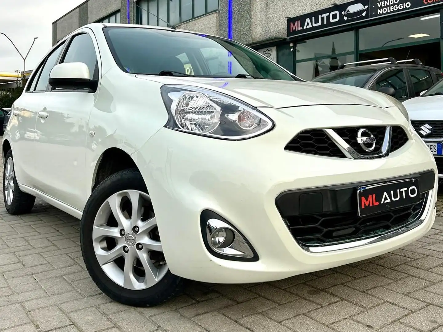 Nissan Micra Micra IV 2013 1.2 Acenta E6 Beige - 1