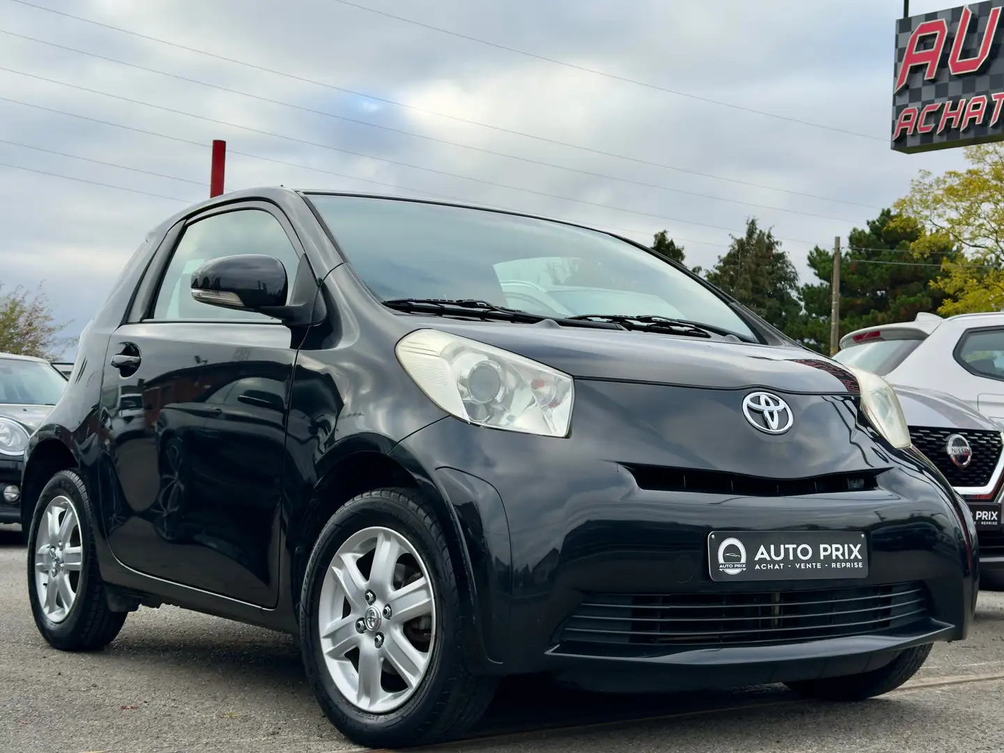 Toyota iQ 1.0i VVT-i Luna Clim Cuir Sièges Chauffants Negro - 2