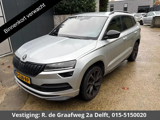 Skoda Karoq 1.5 TSI ACT Sportline Business Automaat | Navigati