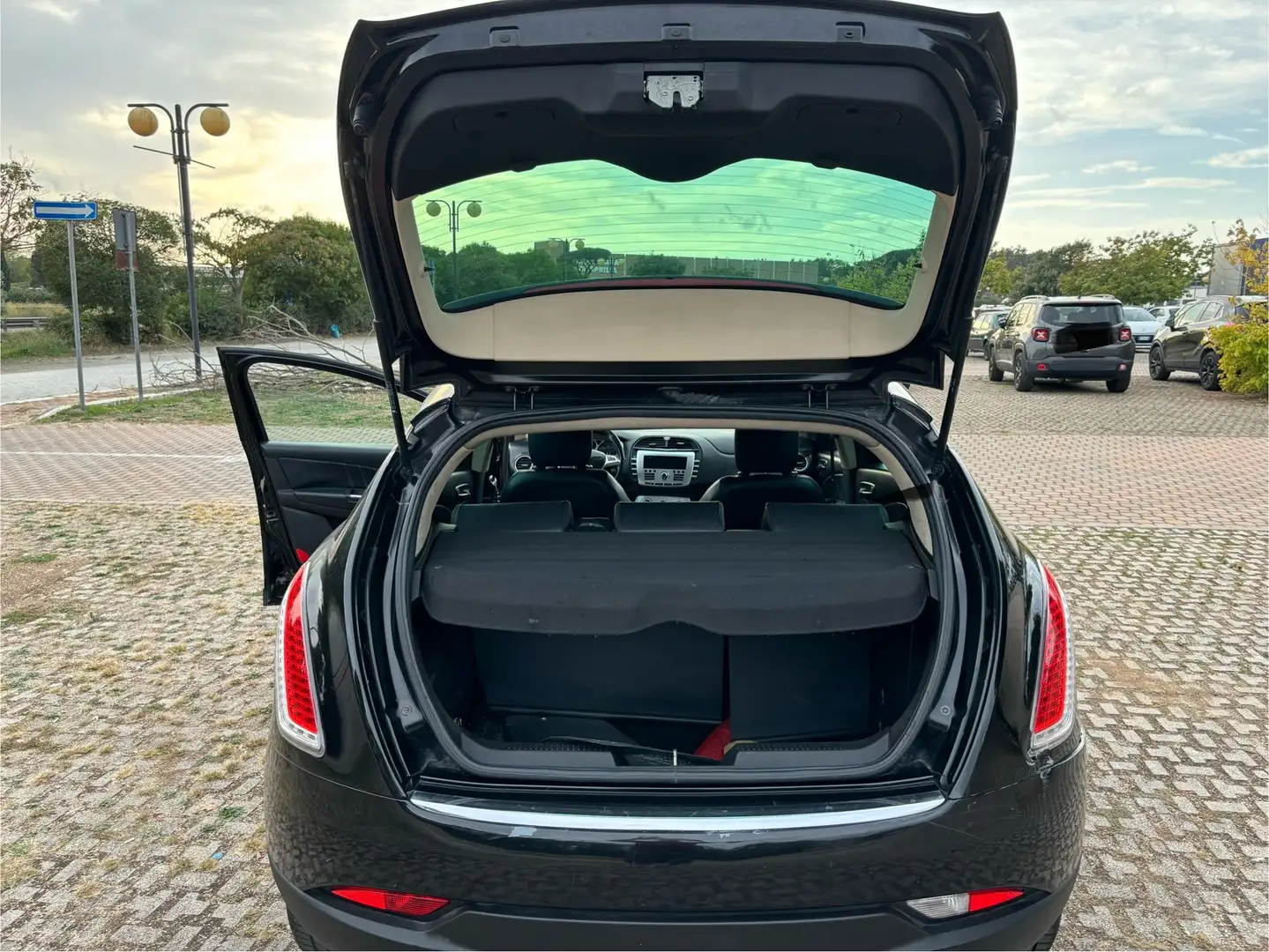 Lancia Delta 1.6 mjt Oro 120cv dpf - 1