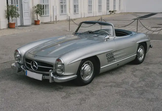 Mercedes-Benz 300 main image