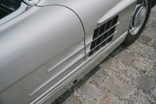 Mercedes-Benz 300 view 15