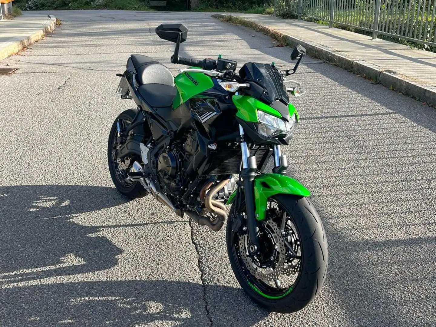 Kawasaki Z 650 ER650KLF // 2020 Grün - 2