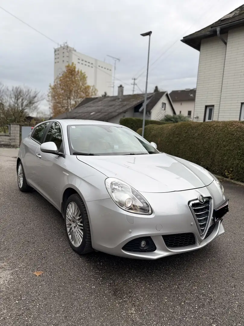 Alfa Romeo Giulietta 2.0 JTDM 16V TCT Turismo *Maserati Edition* - 1