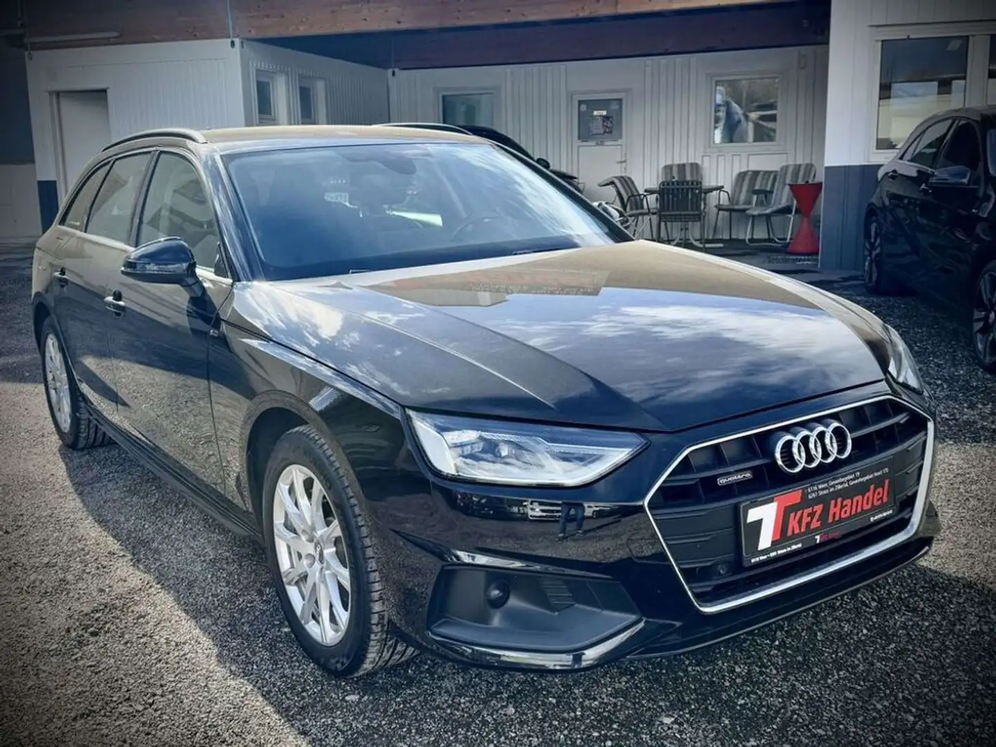 Audi A4 40 TDI quattro Schwarz - 2
