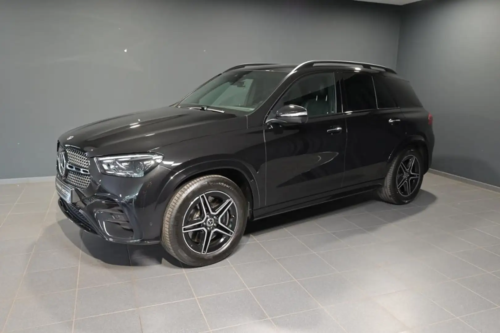 Mercedes-Benz GLE 450 d 4M AMG/AHK/360'/DISTRO/MULTIB. Noir - 1
