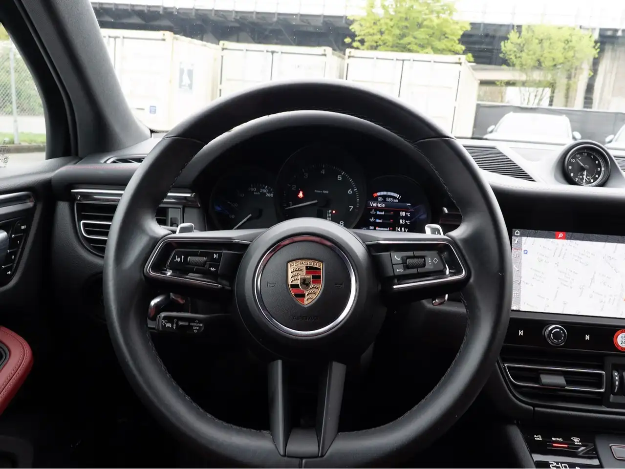 Porsche Macan снимка Porsche Macan