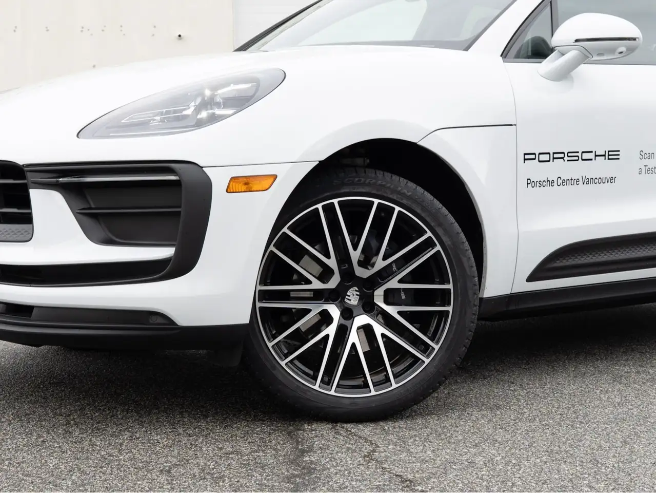 Porsche Macan снимка Porsche Macan