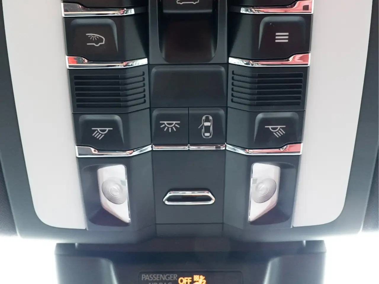Porsche Macan снимка Porsche Macan