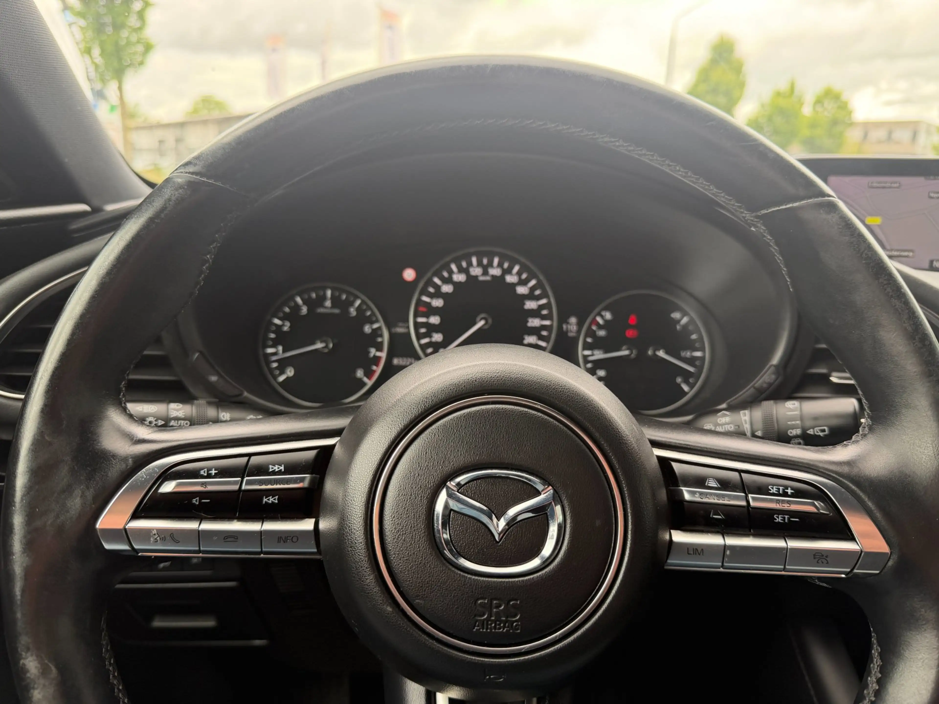 Mazda 3 2.0 e-SkyActiv-X M Hybrid 180 Luxury ACC|NAV|CAM|L — photo 13