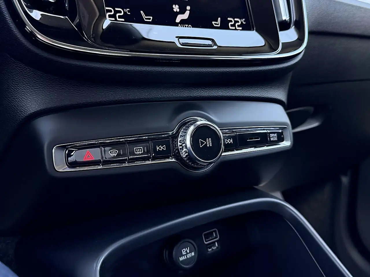 Volvo XC40 XC 40 T2 Momentum Pro LED PDC Kamera Sitz&Lenkr..., миниатюра 23