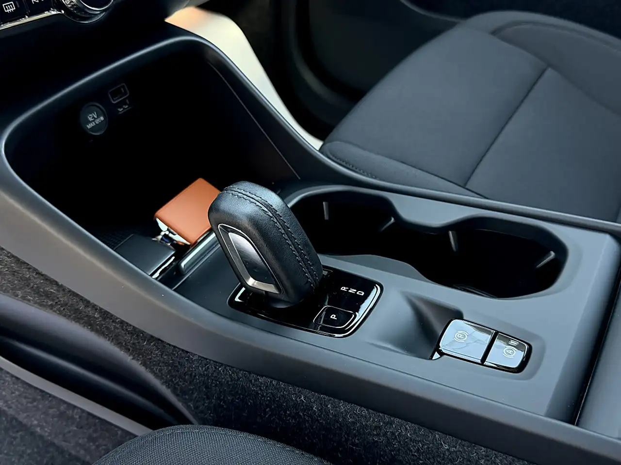 Volvo XC40 XC 40 T2 Momentum Pro LED PDC Kamera Sitz&Lenkr..., миниатюра 24