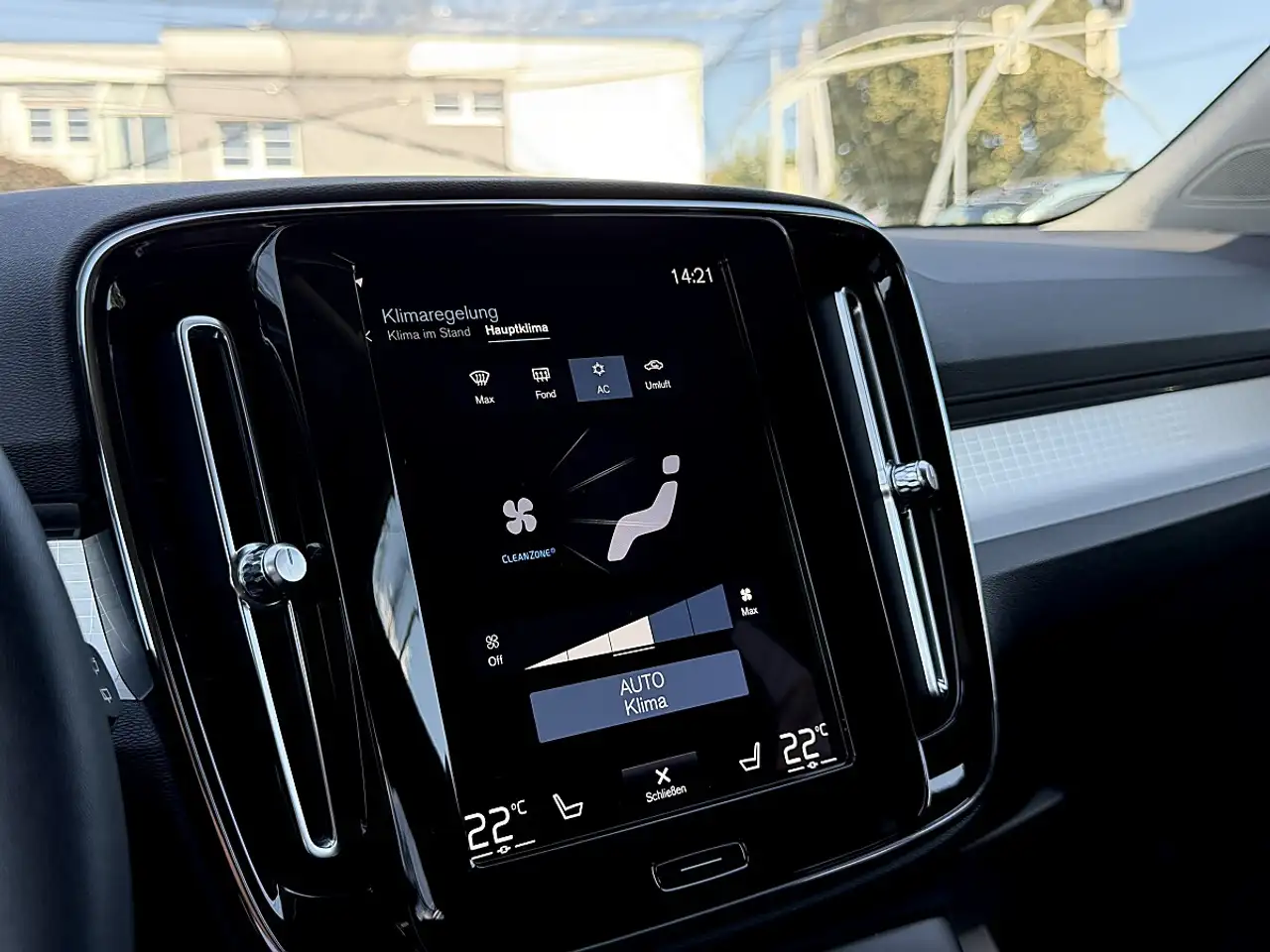 Volvo XC40 XC 40 T2 Momentum Pro LED PDC Kamera Sitz&Lenkr..., миниатюра 21