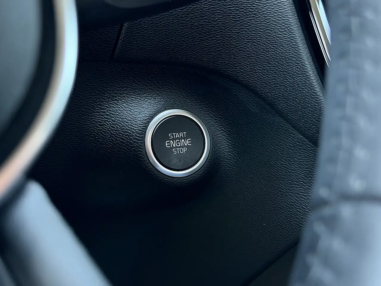 Volvo XC40 XC 40 T2 Momentum Pro LED PDC Kamera Sitz&Lenkr..., миниатюра 27