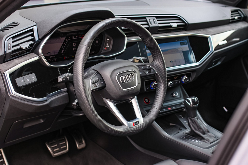 Audi RS Q3 RSQ3 Sportback TFSI *Keramisch*Pano*360 Camera*Son — photo 3