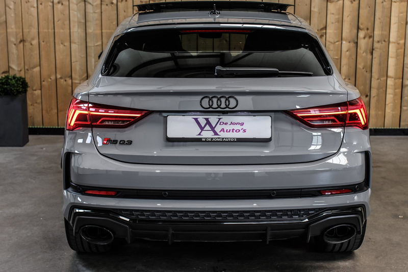 Audi RS Q3 RSQ3 Sportback TFSI *Keramisch*Pano*360 Camera*Son — photo 18