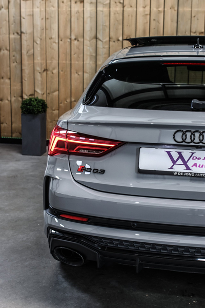 Audi RS Q3 RSQ3 Sportback TFSI *Keramisch*Pano*360 Camera*Son — photo 19