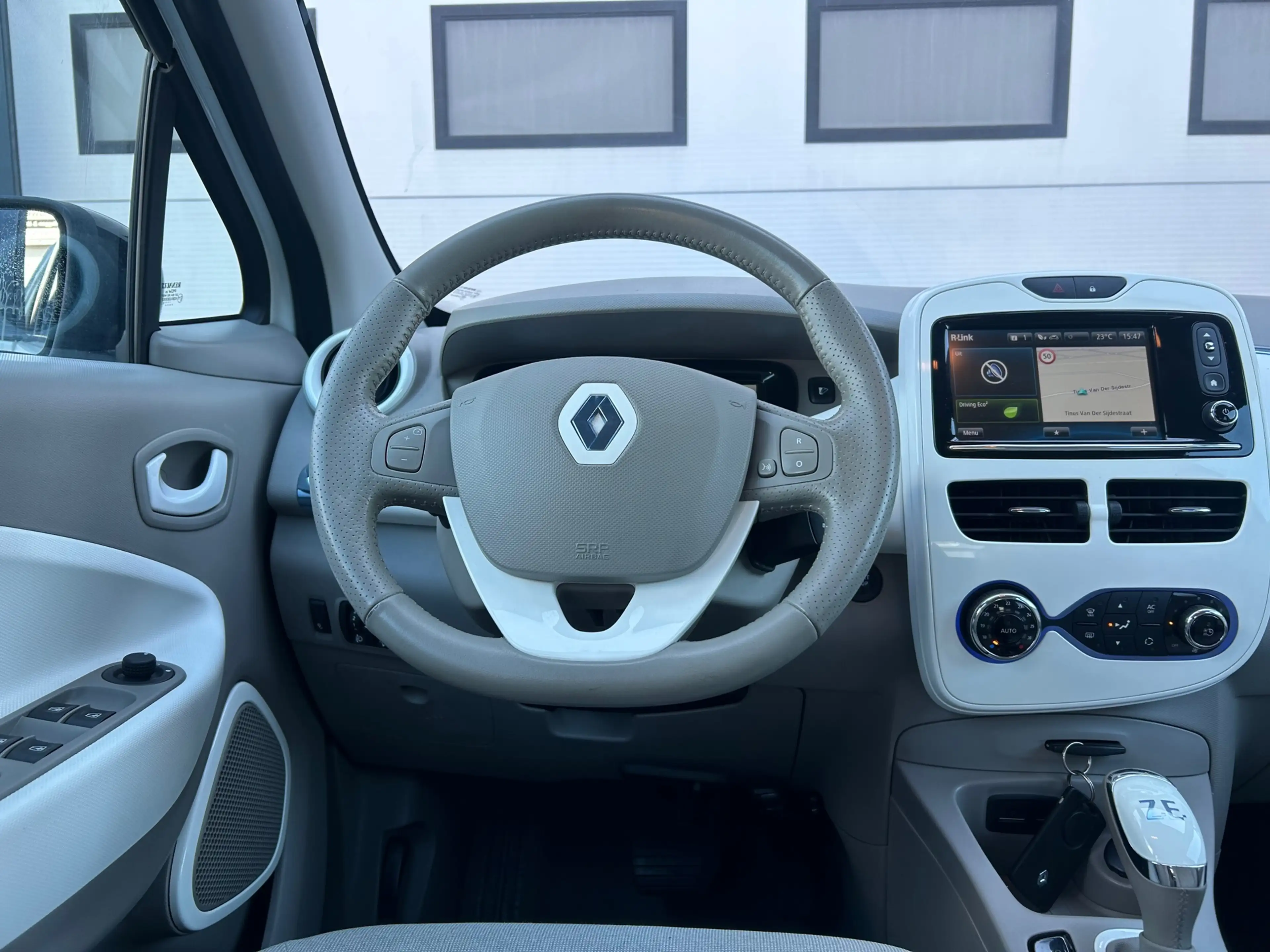 Renault ZOE Q210 Zen Quickcharge 22 kWh INCL KOOP ACCU — photo 9