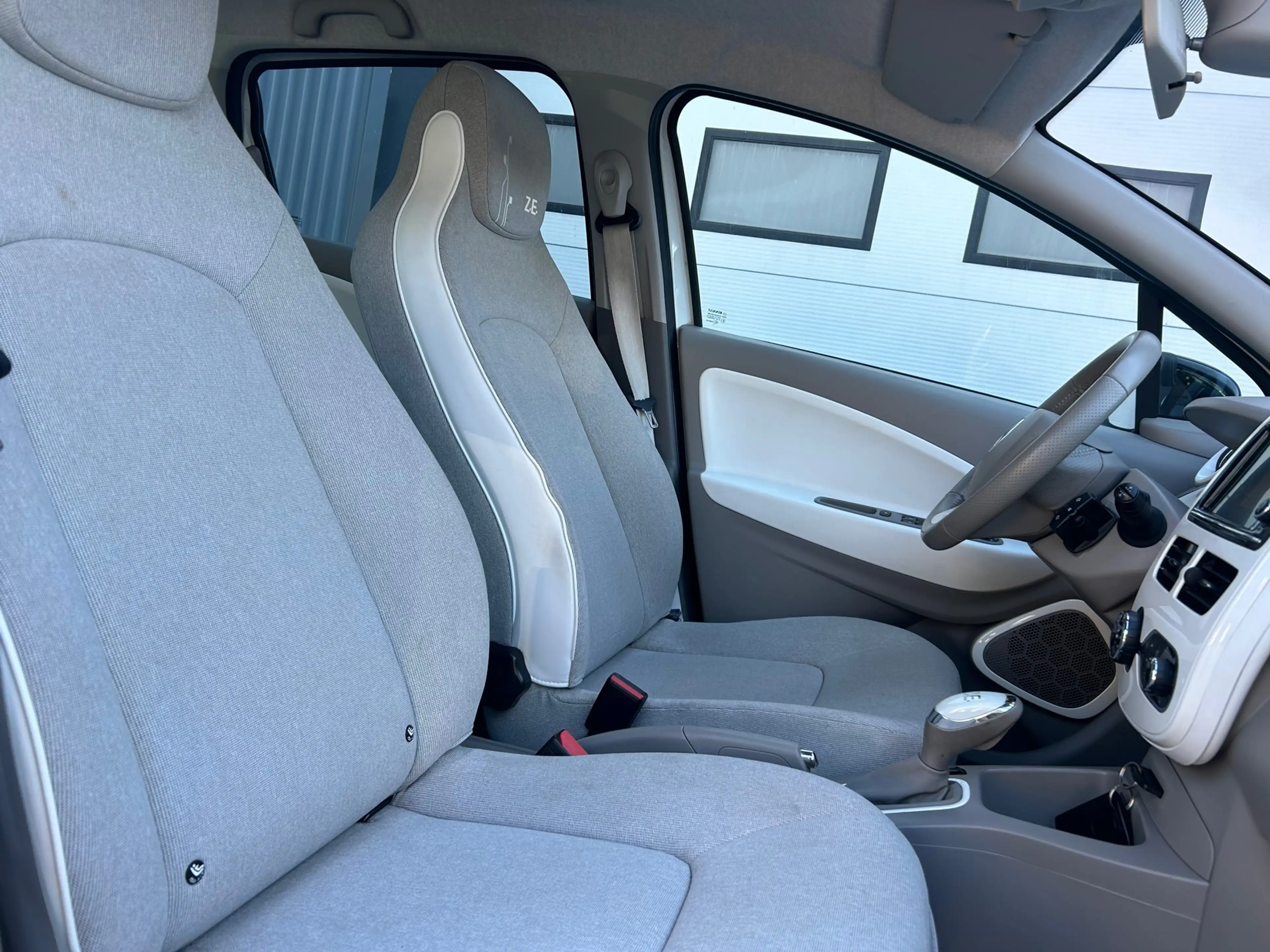Renault ZOE Q210 Zen Quickcharge 22 kWh INCL KOOP ACCU — photo 7