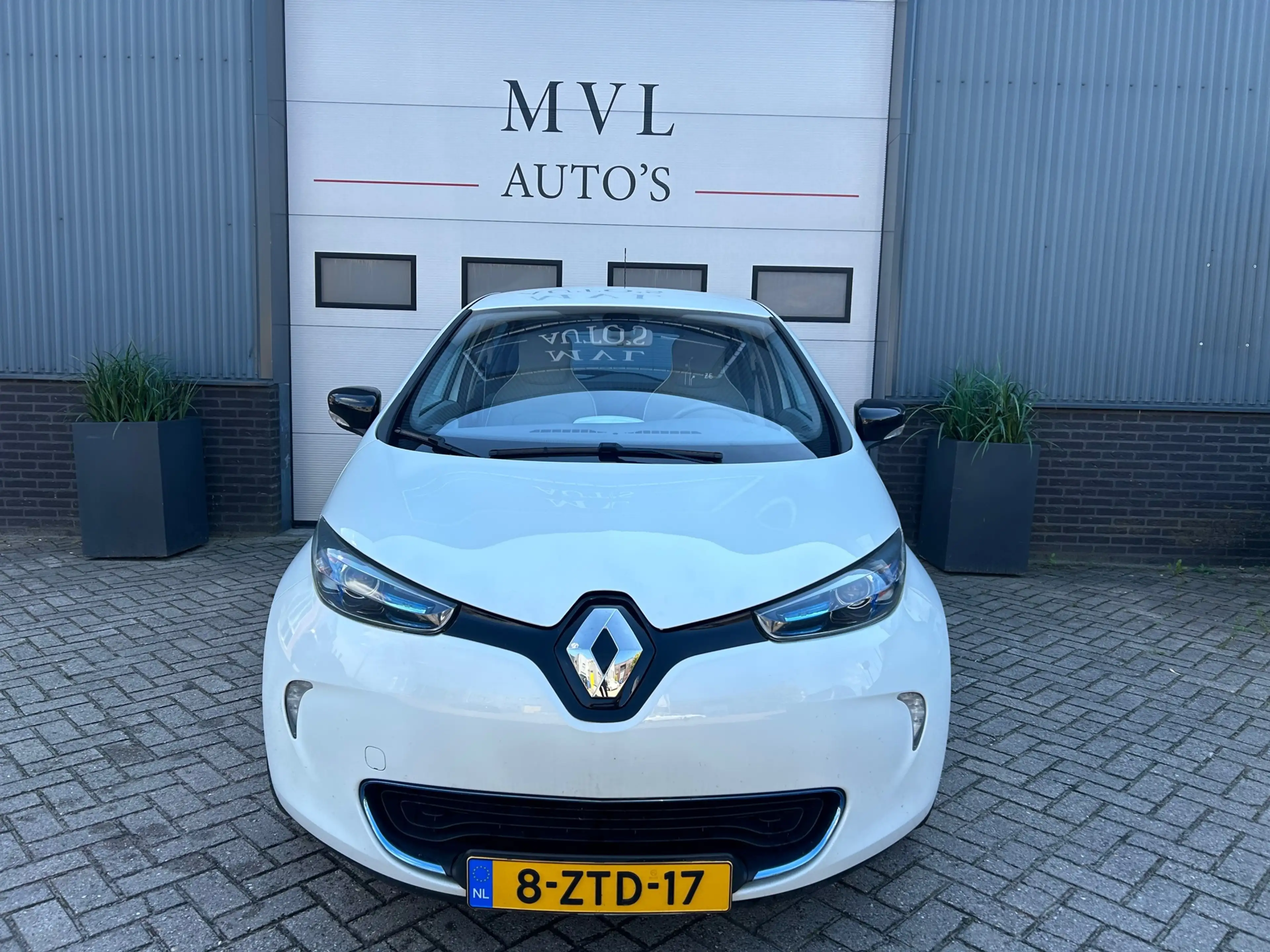 Renault ZOE Q210 Zen Quickcharge 22 kWh INCL KOOP ACCU — photo 2