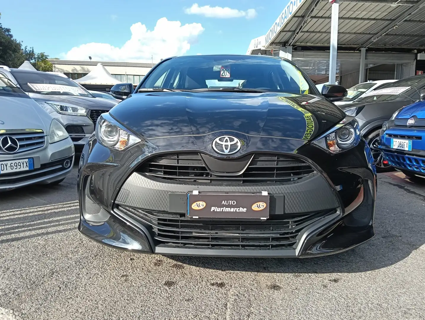 Toyota Yaris 1.5 HYBRID 5 PORTE  ACTIVE Nero - 2