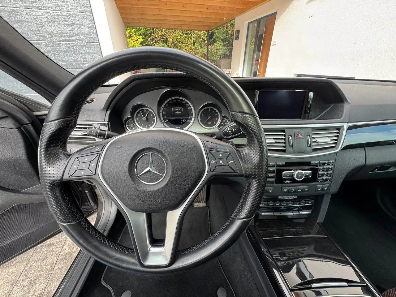Mercedes-Benz E 350
