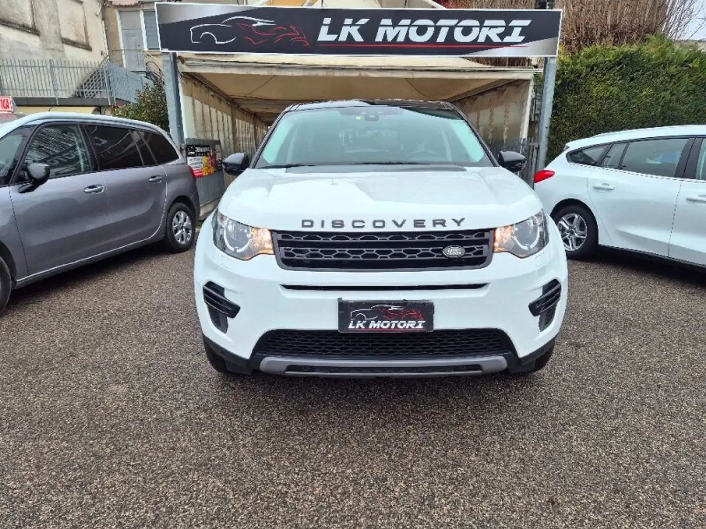 Land Rover Discovery Sport Discovery Sport 2.0 Si4 Pure Weiß - 1