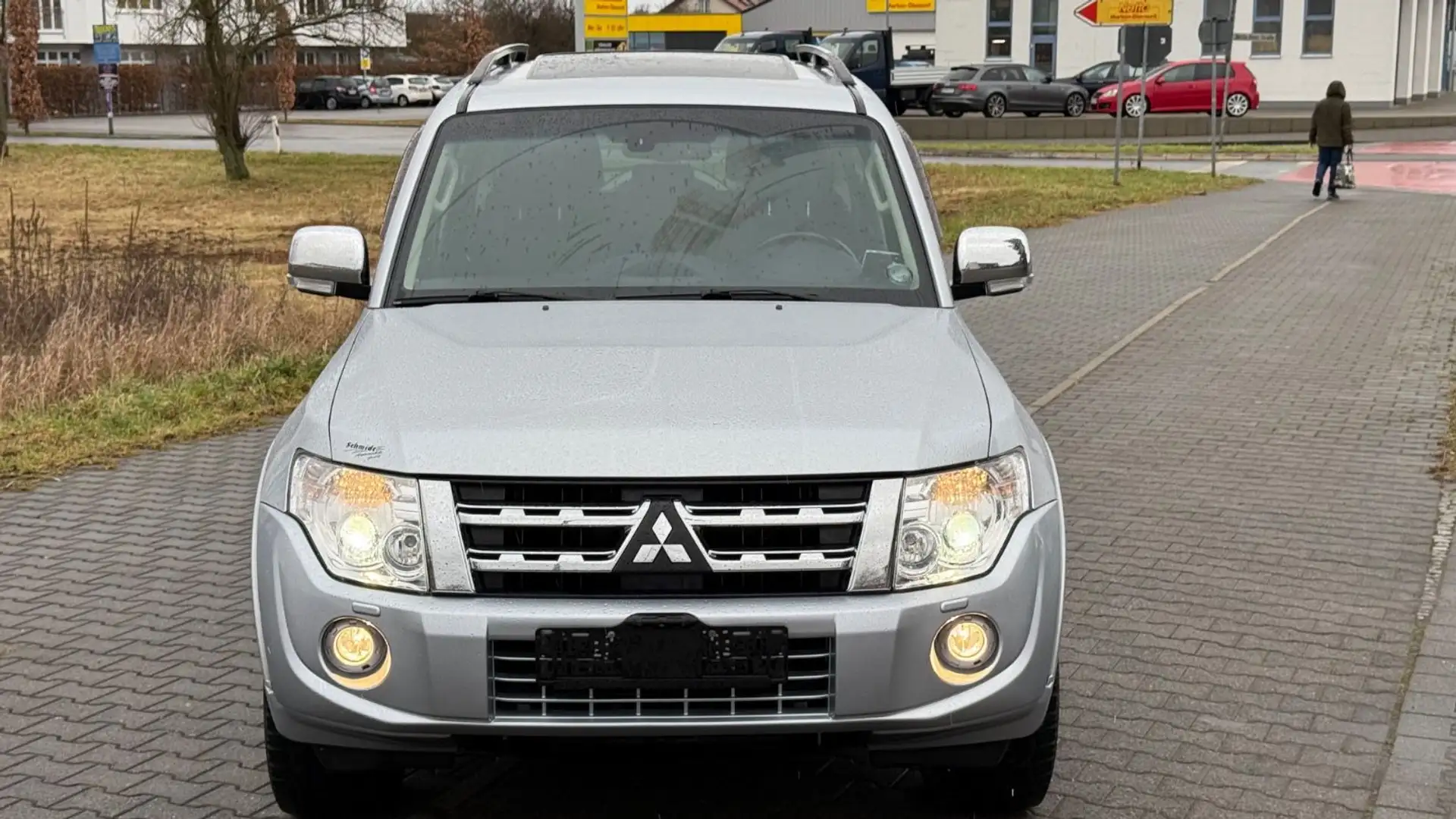 Mitsubishi Pajero 3.2 DI-D Edition 30*LEDER*PANO*NAVI*VOLL* Plateado - 2