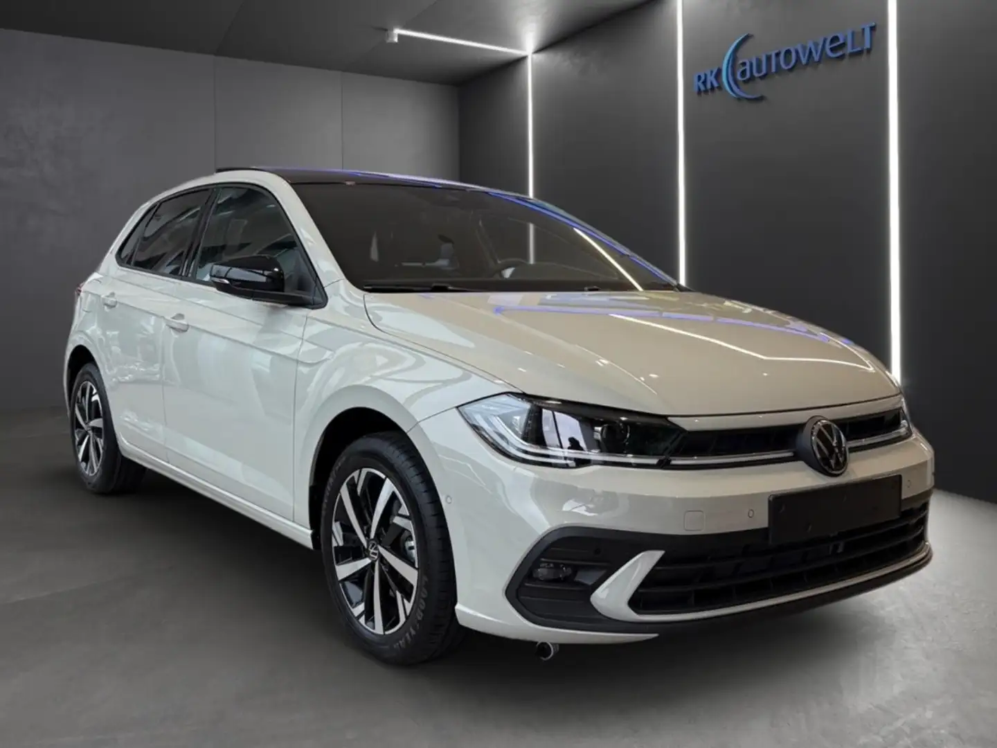 Volkswagen Polo VI Goal 1,0 l TSI El. Panodach Navi Rear View Grau - 2