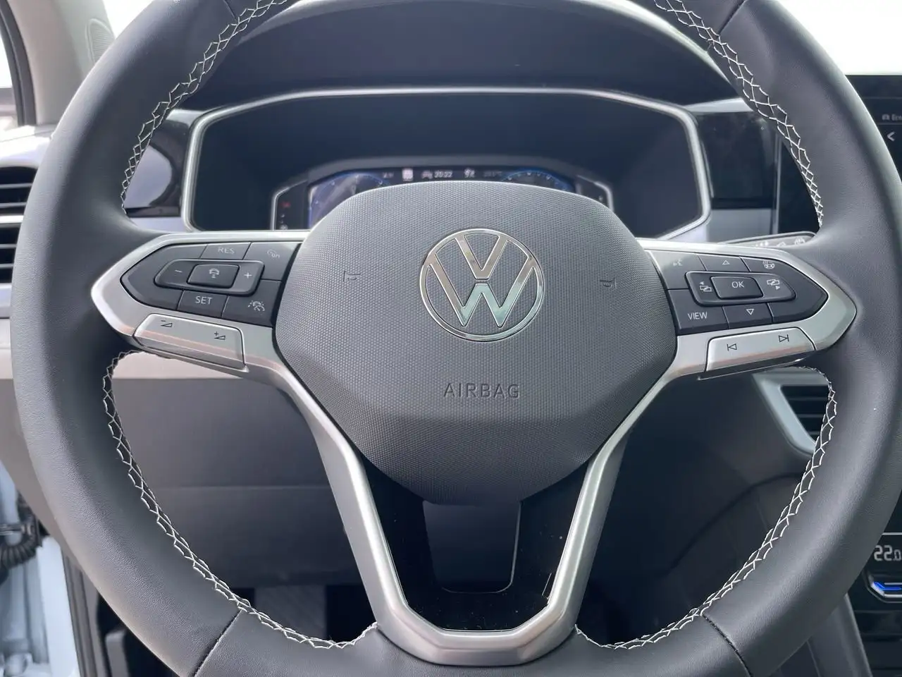 Volkswagen Taos снимка Volkswagen Taos