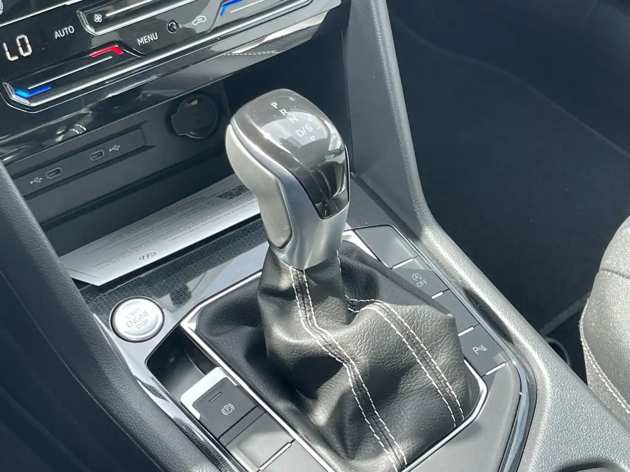 Volkswagen Taos снимка Volkswagen Taos