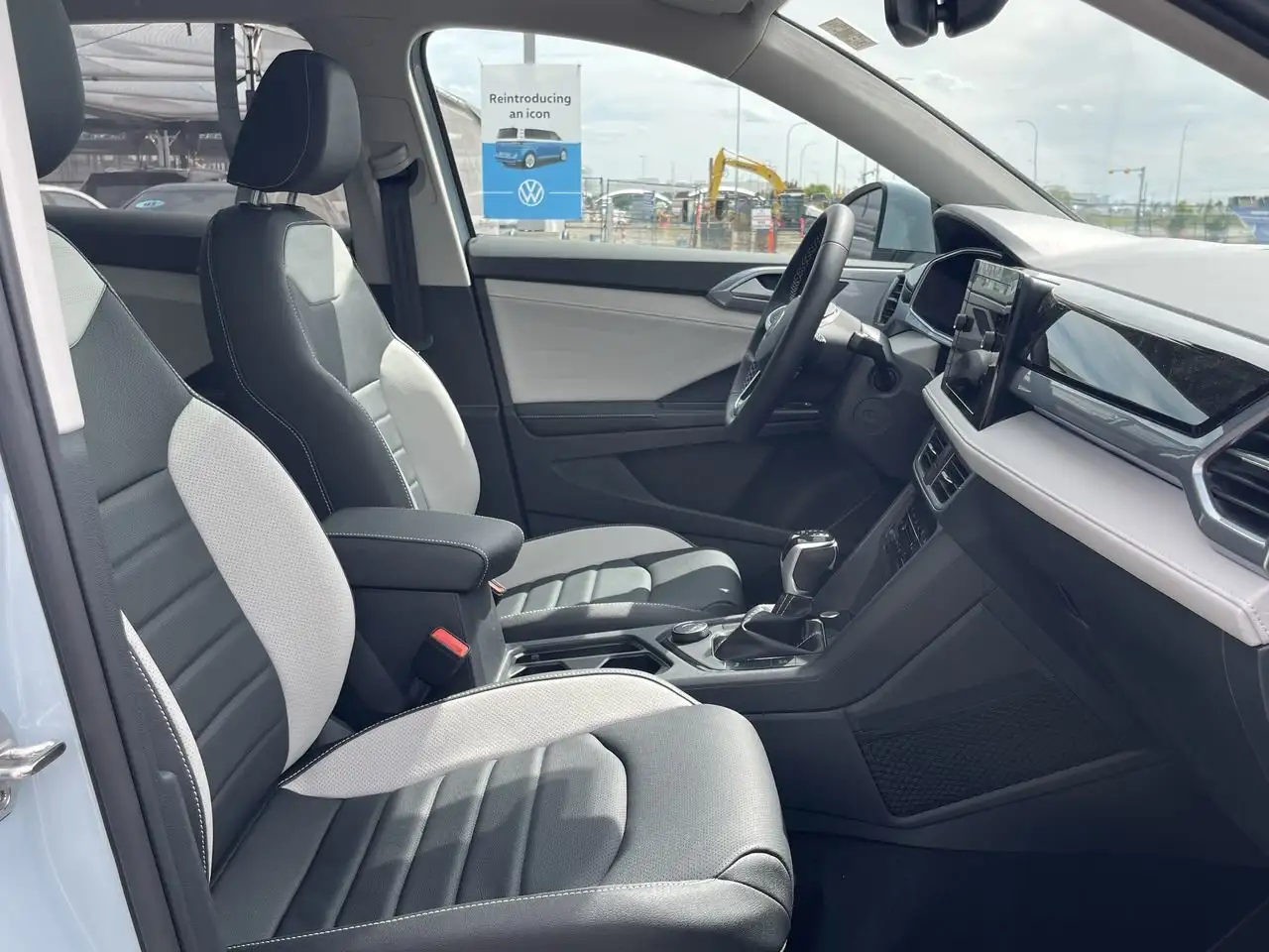 Volkswagen Taos снимка Volkswagen Taos