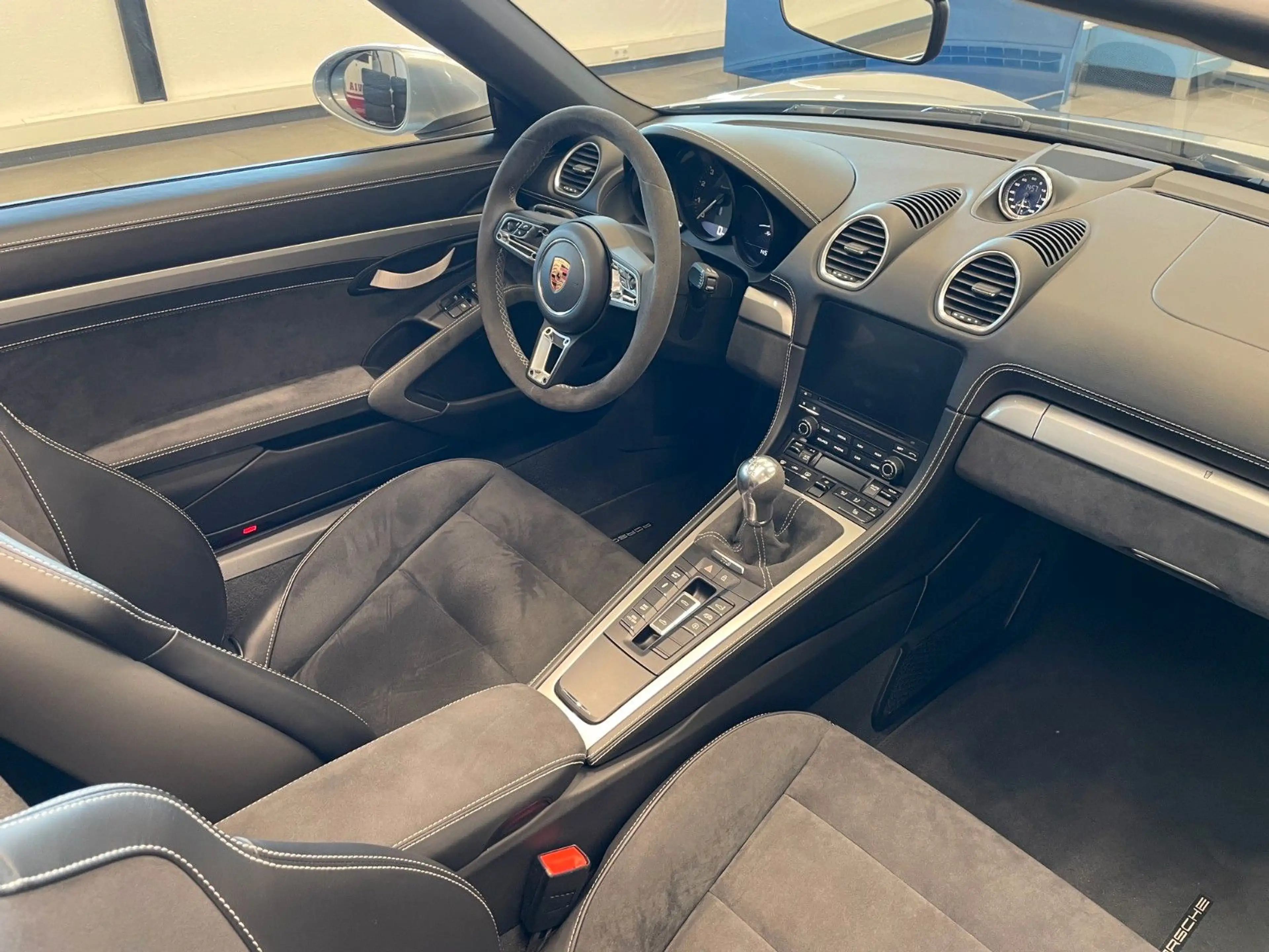 Porsche Boxster 718 4.0 Spyder*LED*Chrono*Approved — photo 11