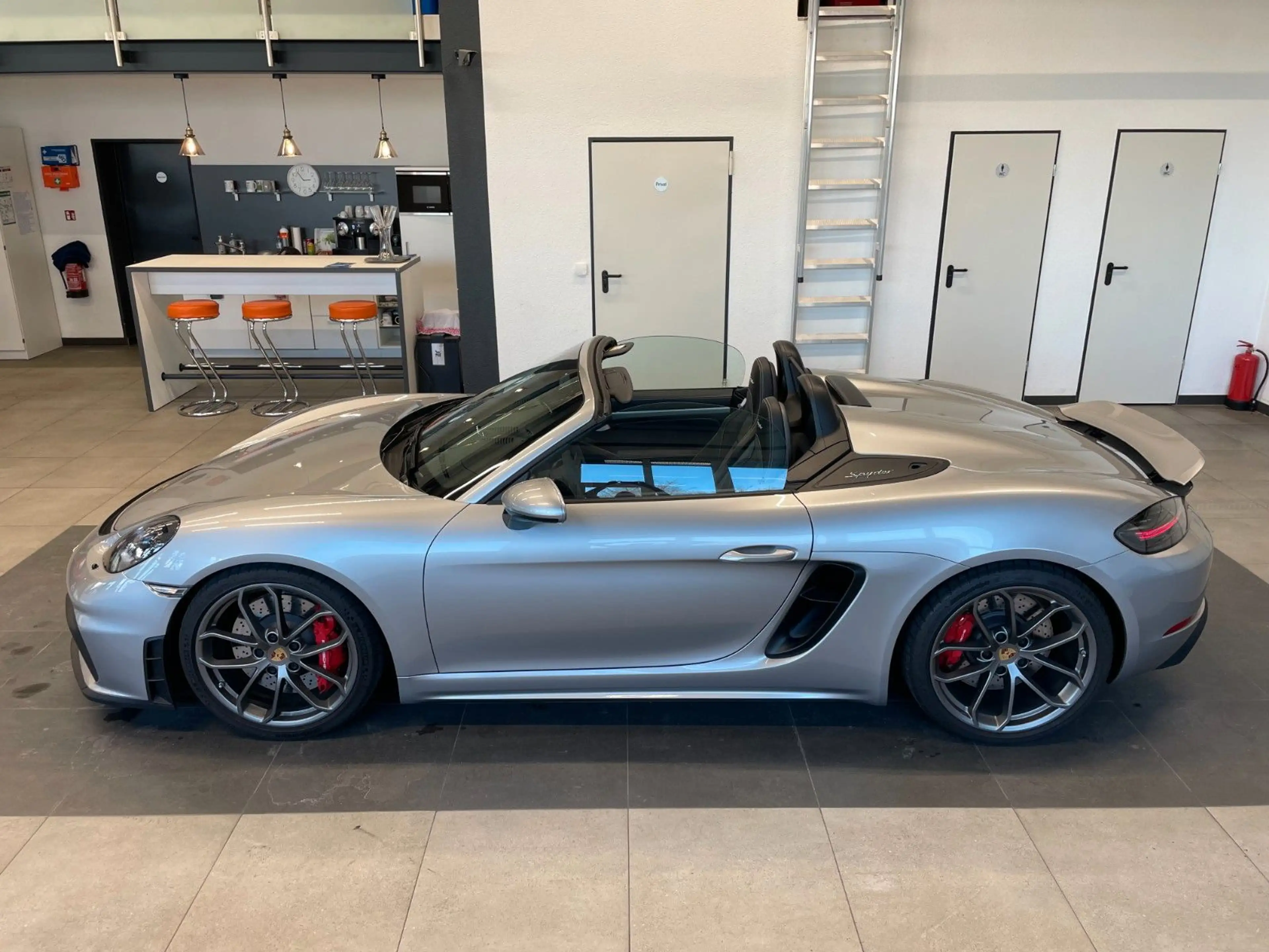 Porsche Boxster 718 4.0 Spyder*LED*Chrono*Approved — photo 5