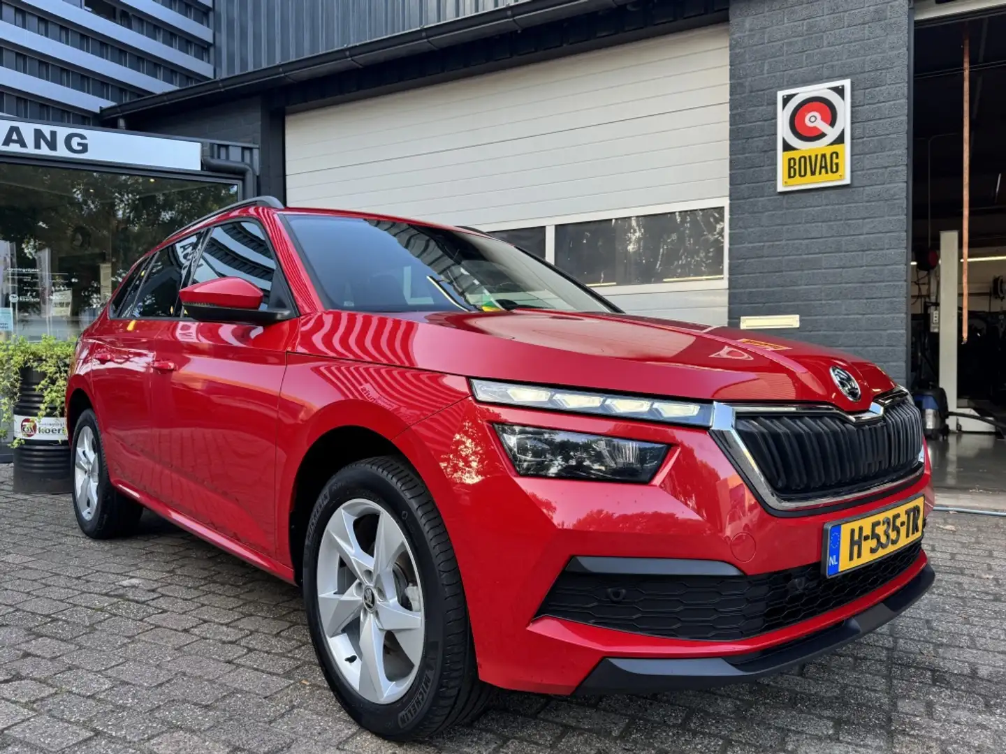 Skoda Kamiq 1.0 TSI Sport bns Rouge - 1