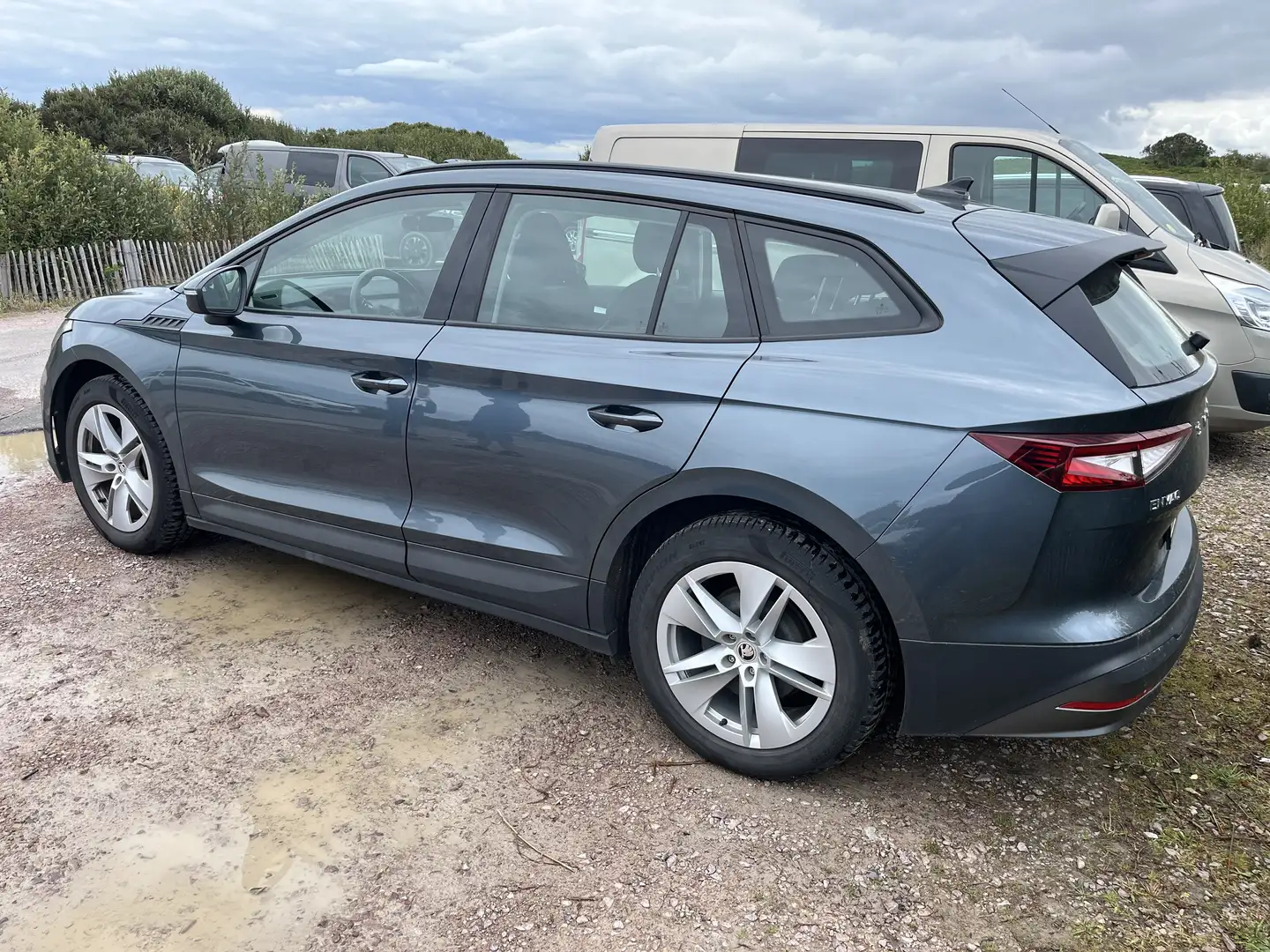 Skoda Enyaq iV 60 Loft - 2