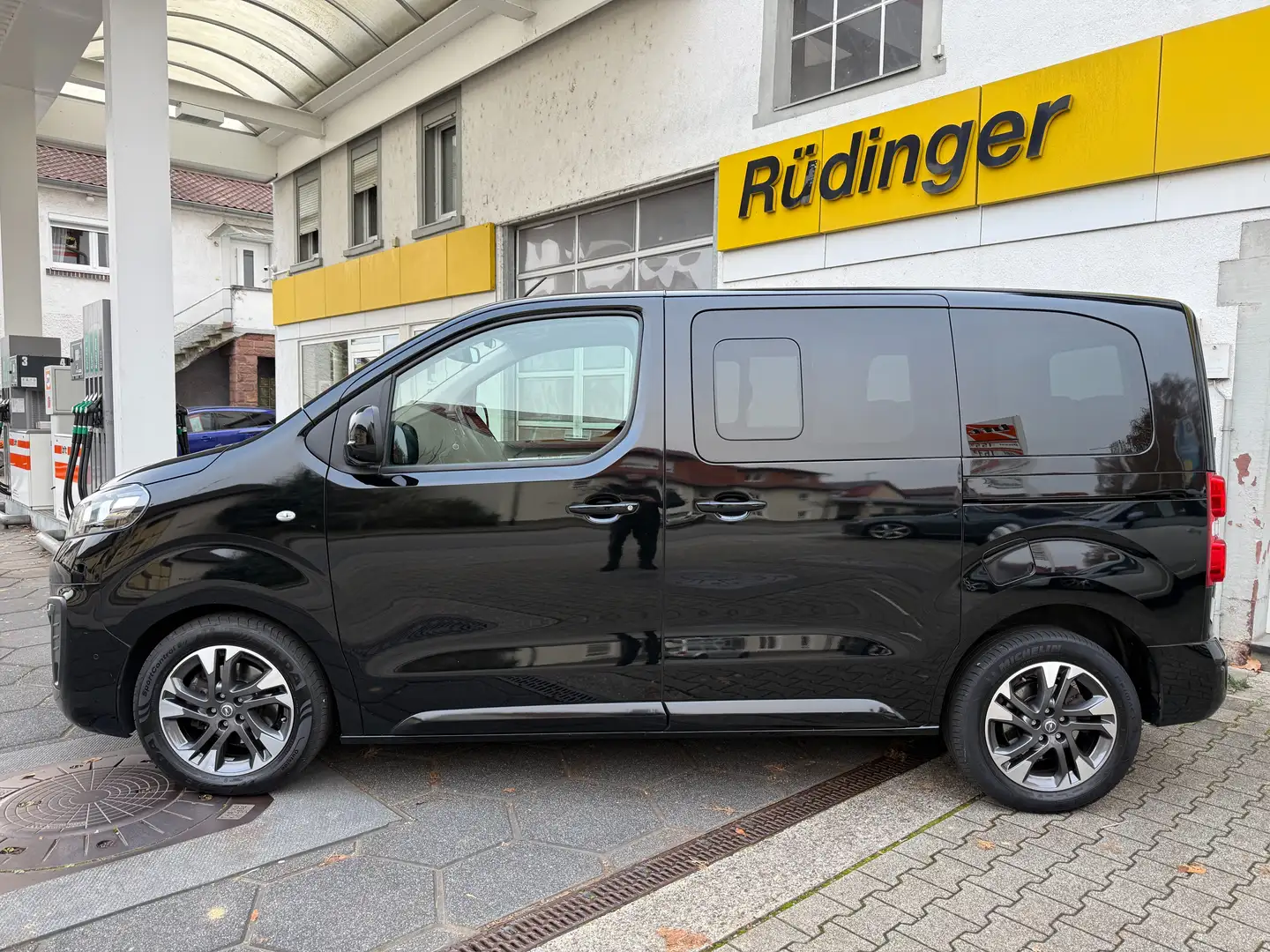 Opel Zafira Life Edition S AUTOMATIK HUD *ACC* 2x SCHIEBETÜR Schwarz - 2