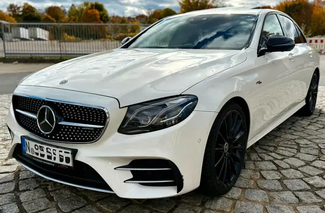 Mercedes-Benz E 53 AMG 4Matic+/Comand/LED/Leder/360° Kamera/Designo/DAB