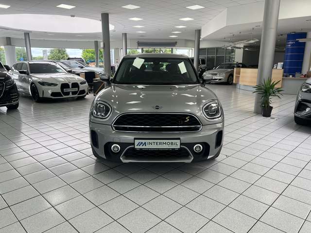 MINI Cooper SE Countryman Essential Trim All4*LED*