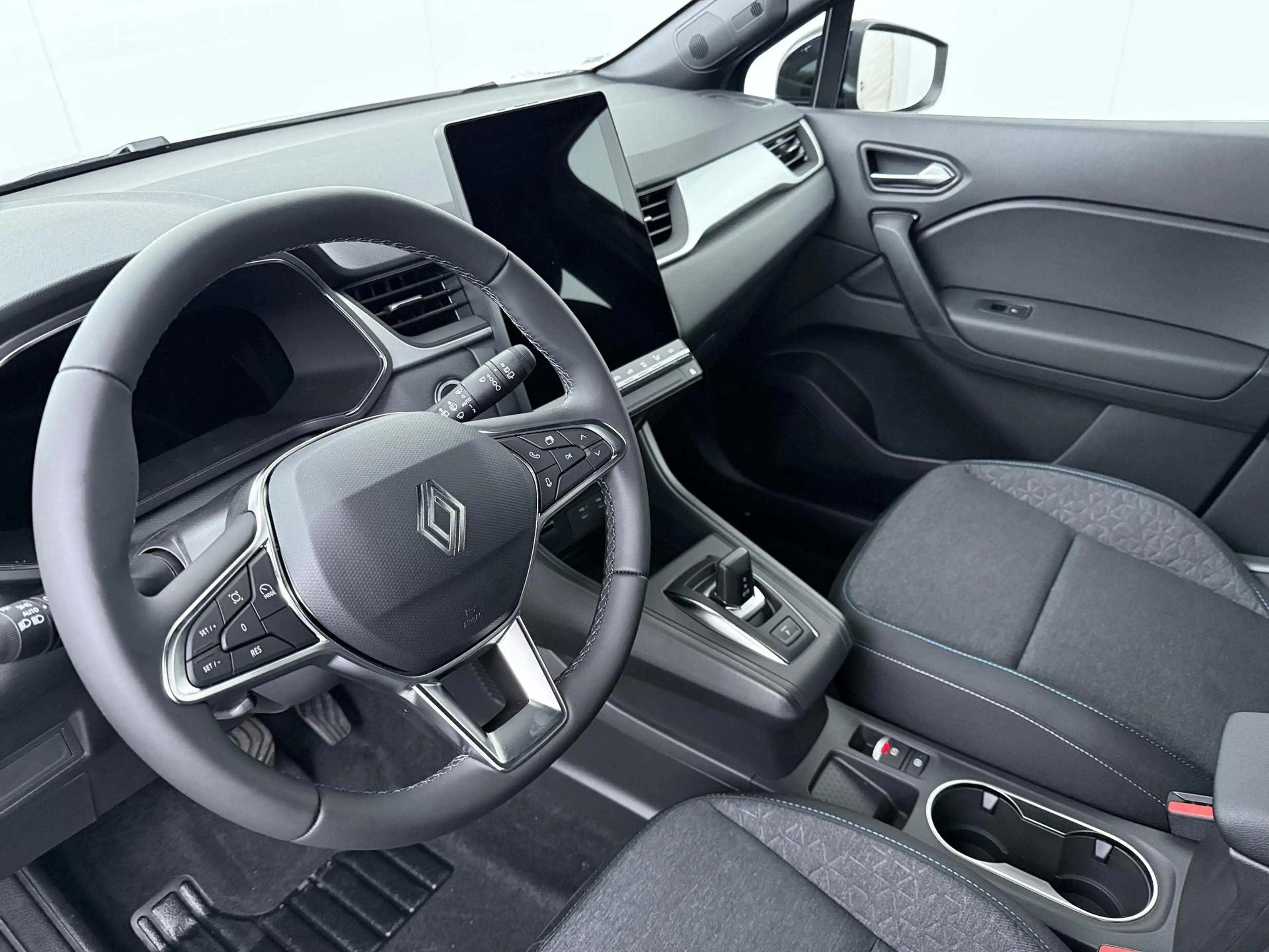 Renault Symbioz evolution full hybrid E-Tech 160 | pack navigation — photo 12