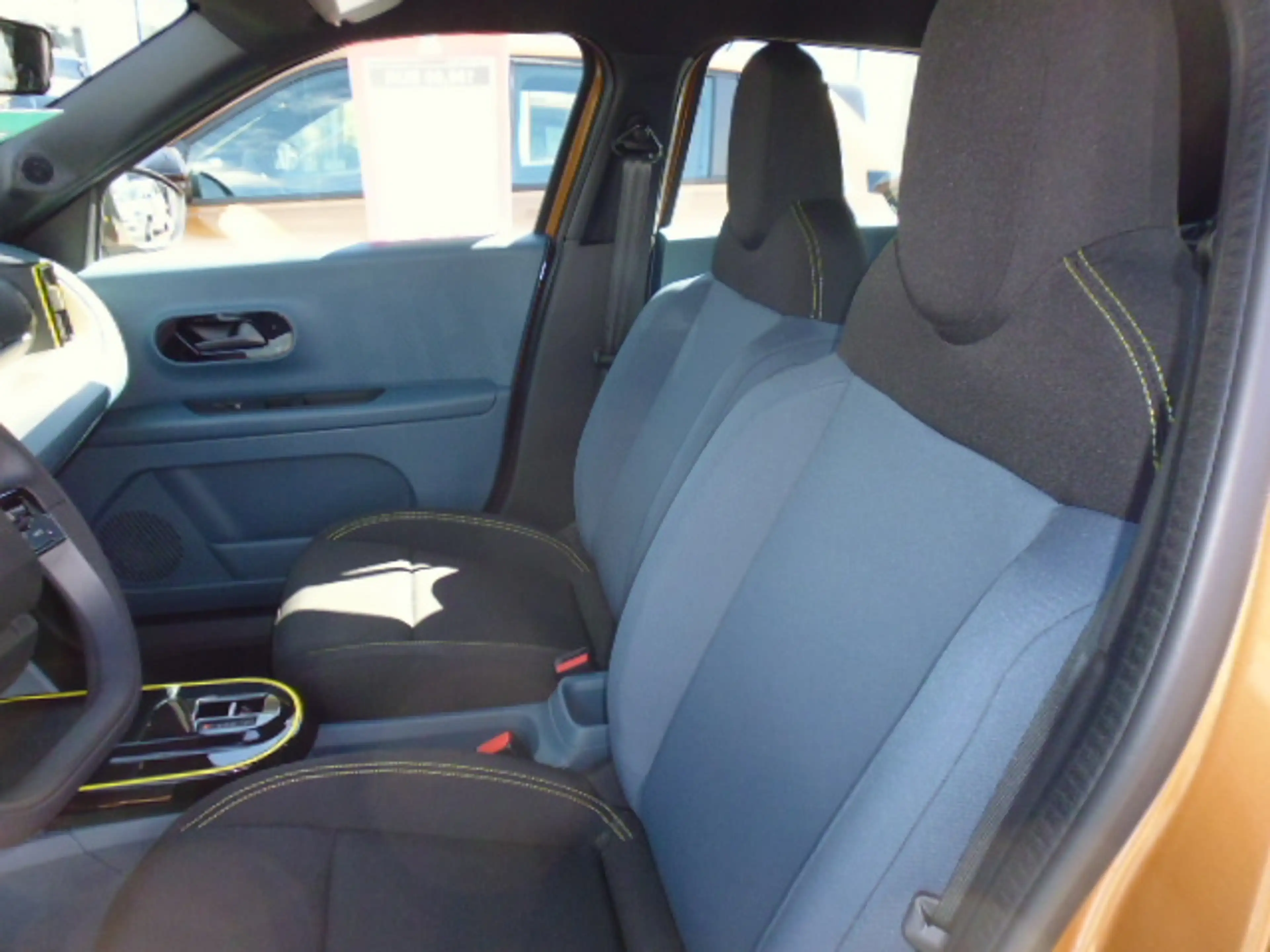Fiat Grande Panda 1.2 Hybrid 74 kW100PS Icon Alufelgen 16" — photo 10