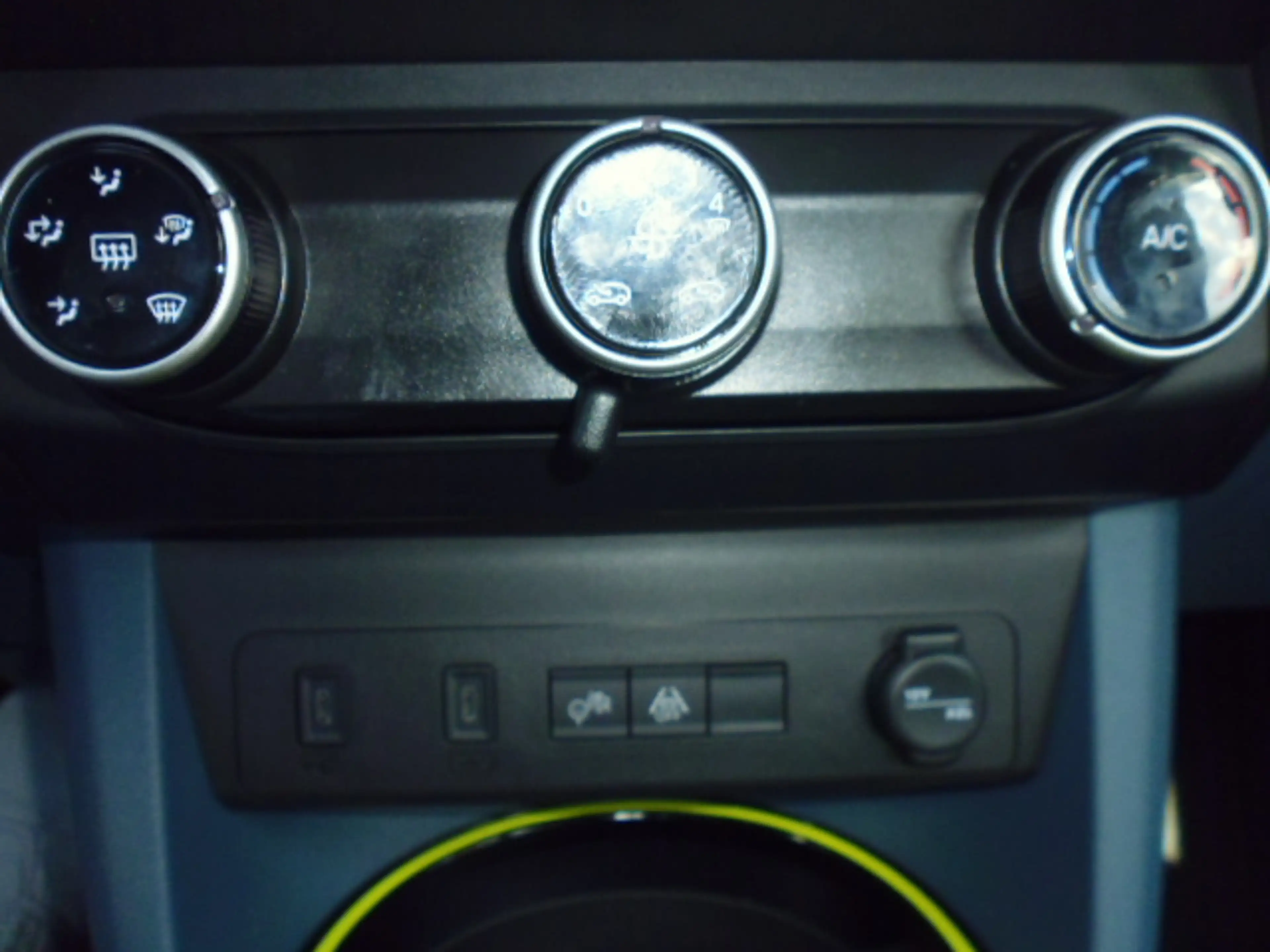 Fiat Grande Panda 1.2 Hybrid 74 kW100PS Icon Alufelgen 16" — photo 15
