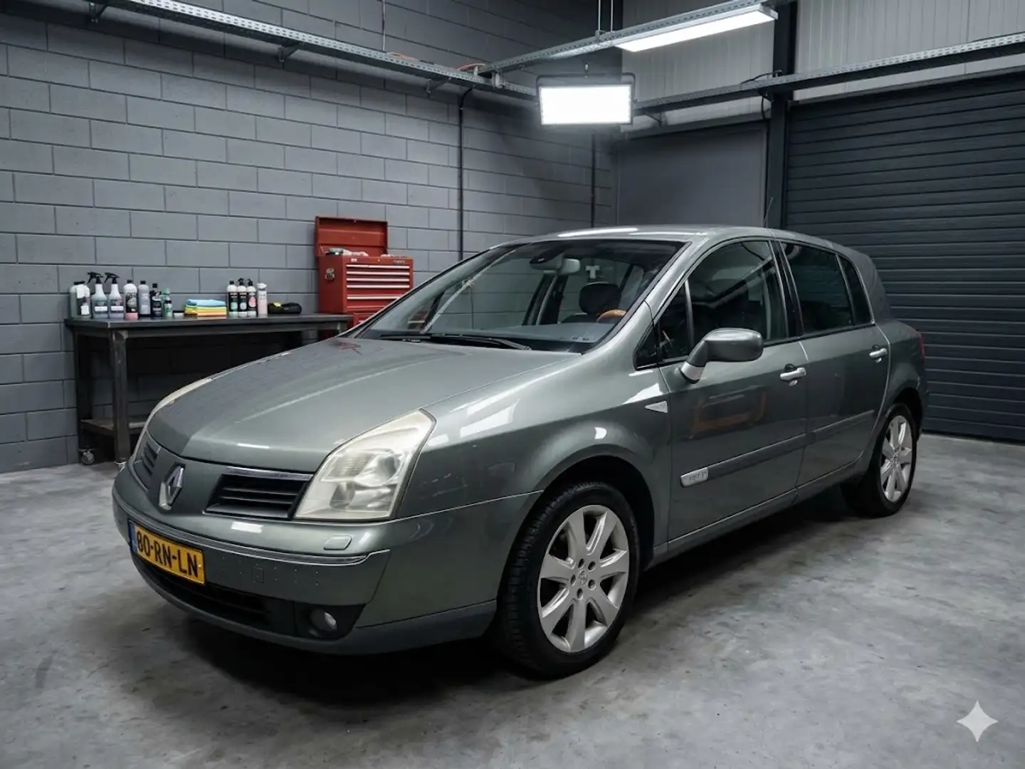 Renault Vel Satis 2.0 16V Initiale Grau - 1