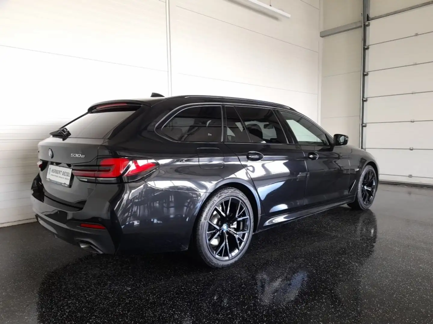 BMW 530 e Touring M-SPORT 4x4 Aut *19 ZOLL / VOLL LED / NAVI / LIVE COCKPIT PROF. / KAMERA / VOLLLEDER* Schwarz - 2
