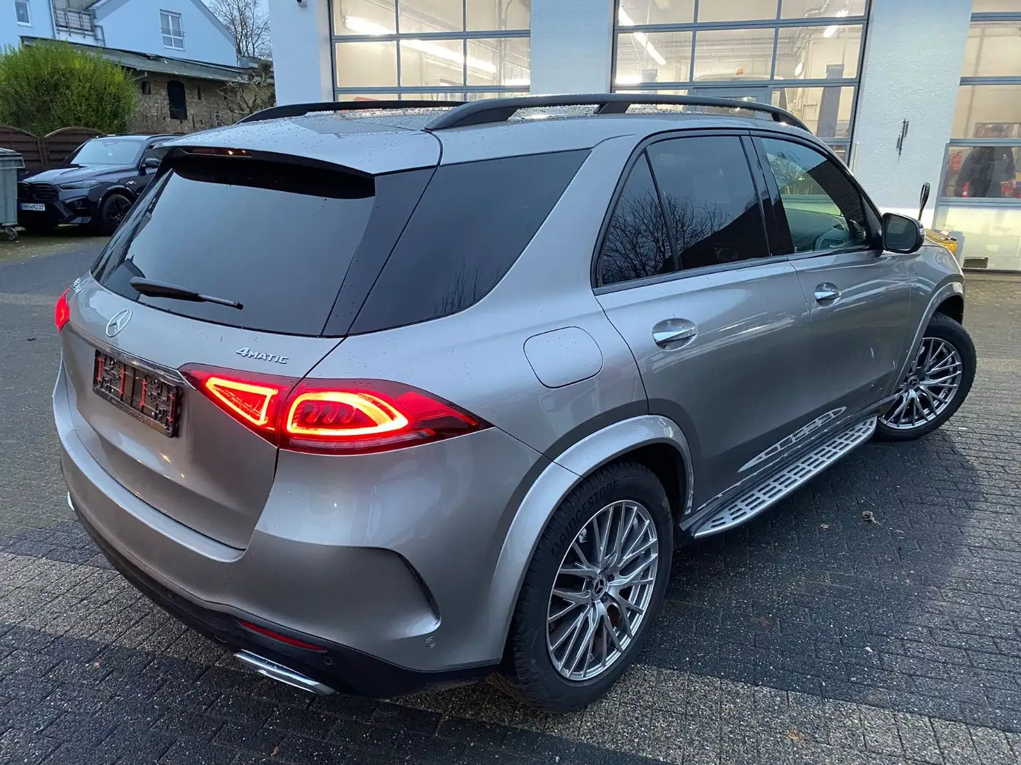 Mercedes-Benz GLE 450 4M 9G AMG LINE+AIRMATIC+LED+DISTRONIC Argent - 1