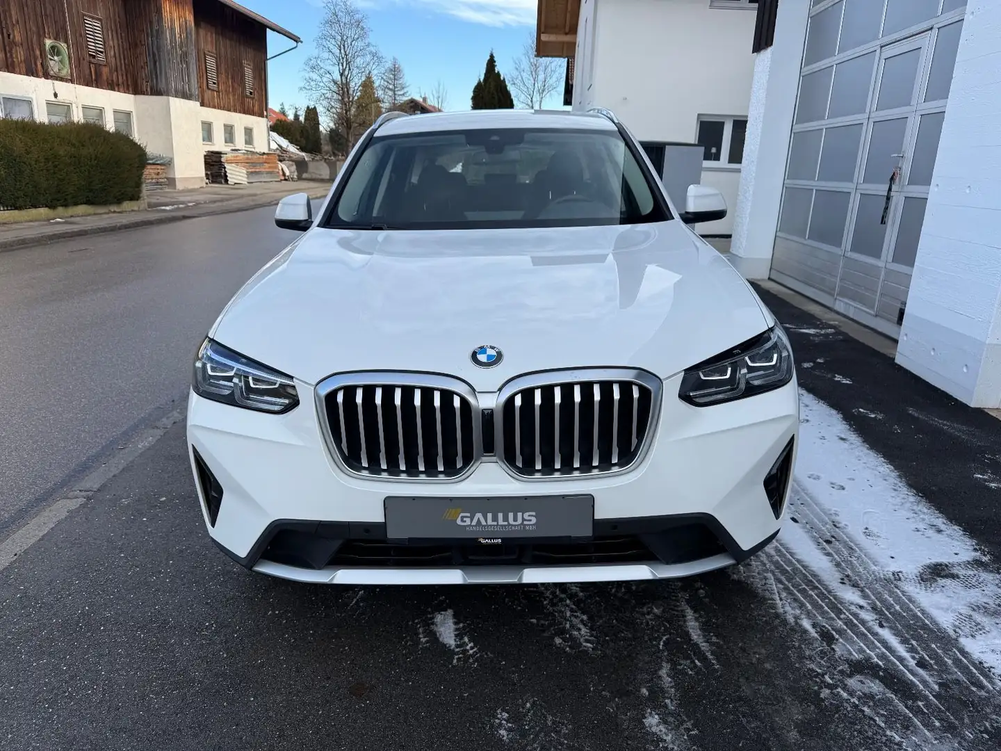 BMW X3 xDrive 20i Steptronic*LEDER*KAMERA*LED* Weiß - 2