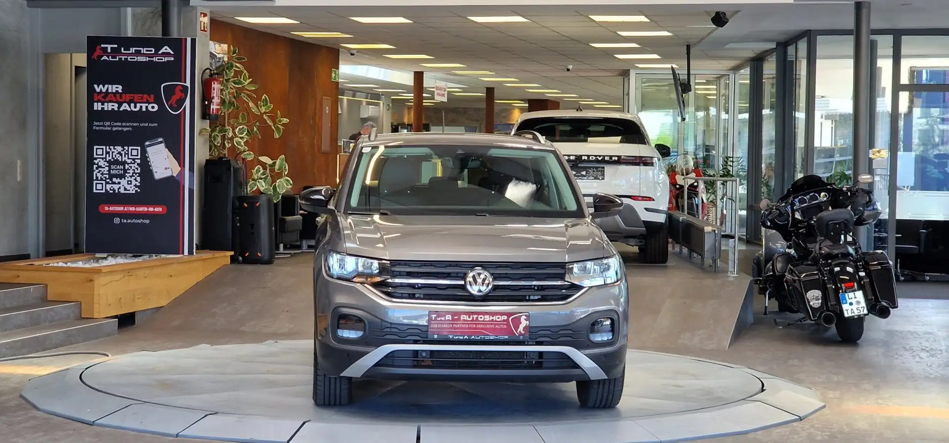 Volkswagen T-Cross 1.0 TSI Life DSG *Kamera*Winter-Paket*Apple*17Zoll Grau - 2